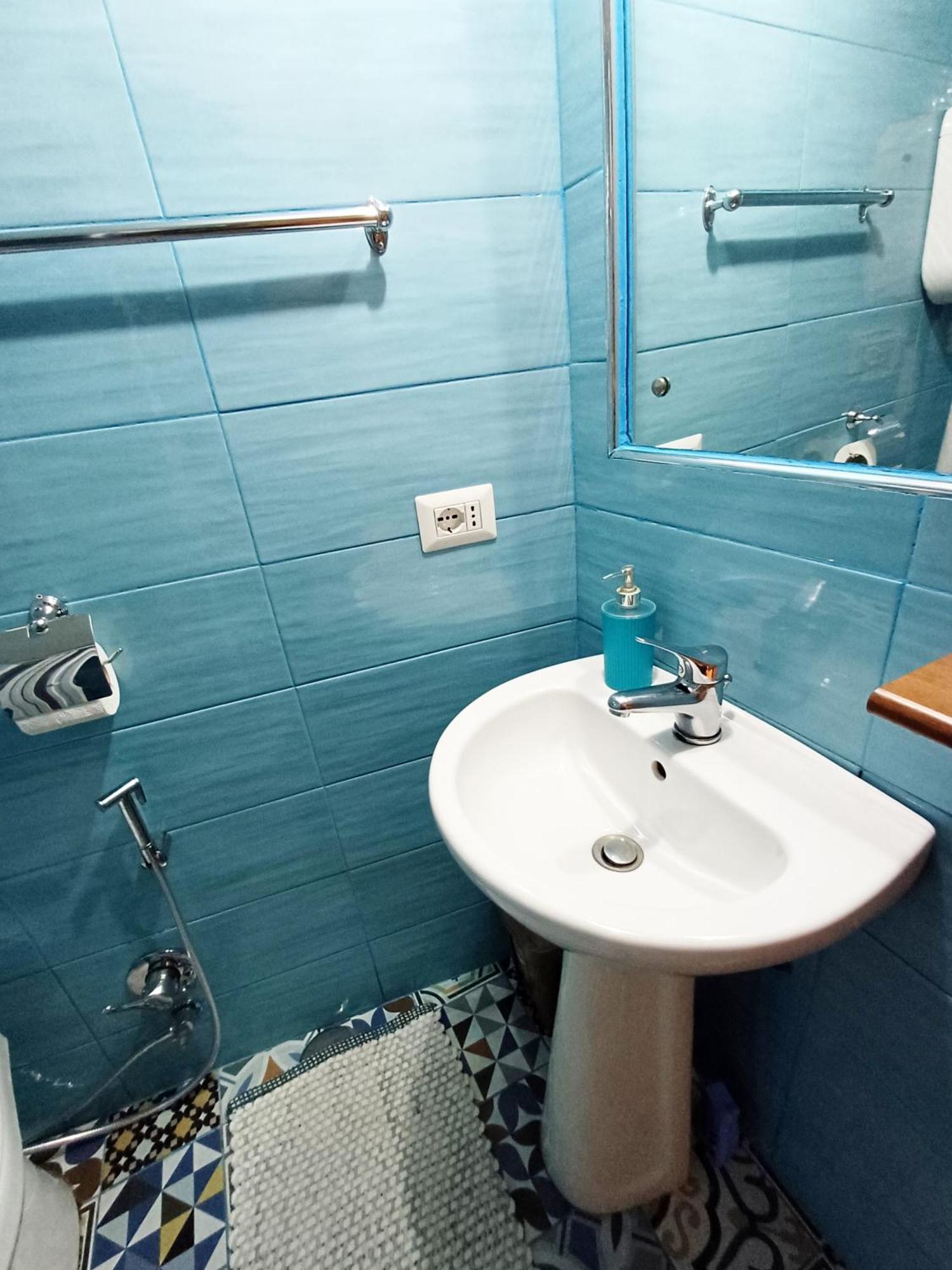 Goldencube Guest house